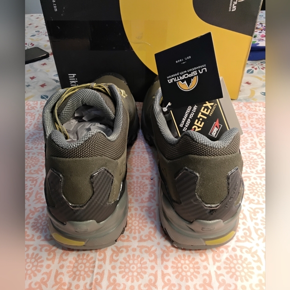 La Sportiva Men's Green and Yellow Athletic Shoes Hiking - Picture 4 of 5